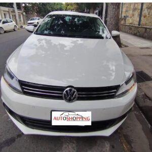 VW Vento Luxury Tiptronic 2.5N - Año 2013