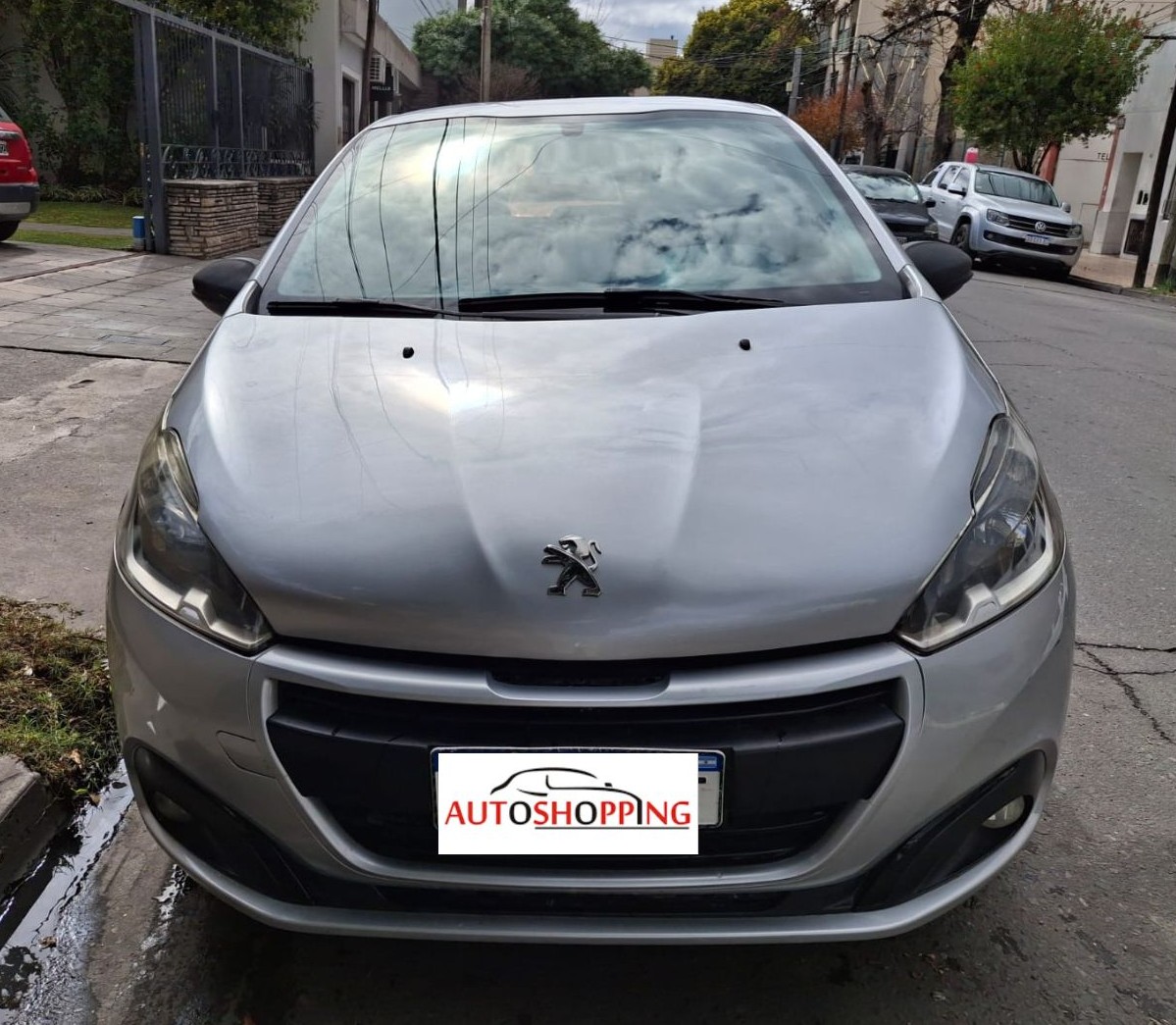Peugeot 208 Active 1.6N - Año 2018