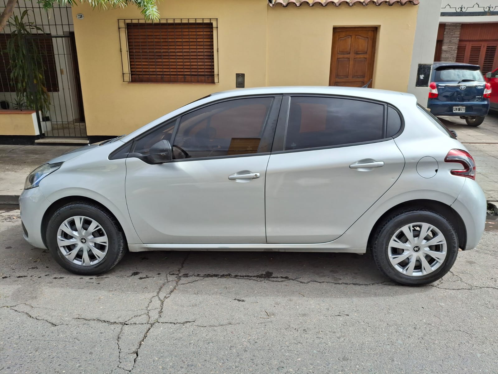 Peugeot 208 Active 1.6N - Año 2018 - Image 7